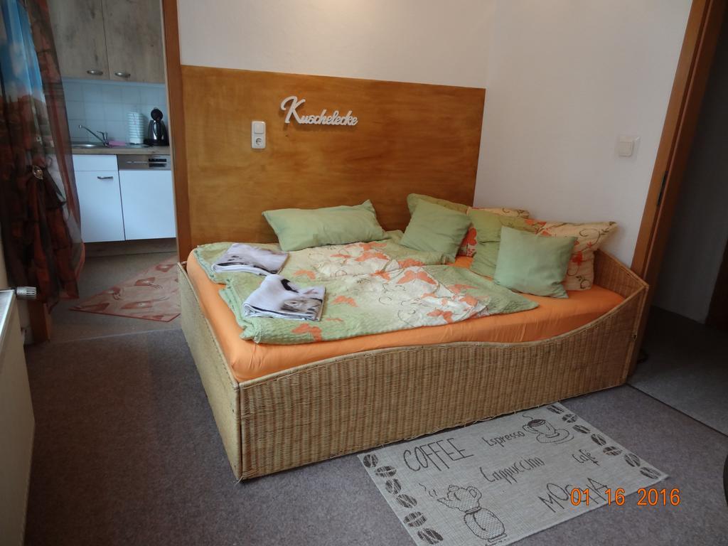 Ferienwohnungen Im Fachwerkhaus Quedlinburg Δωμάτιο φωτογραφία